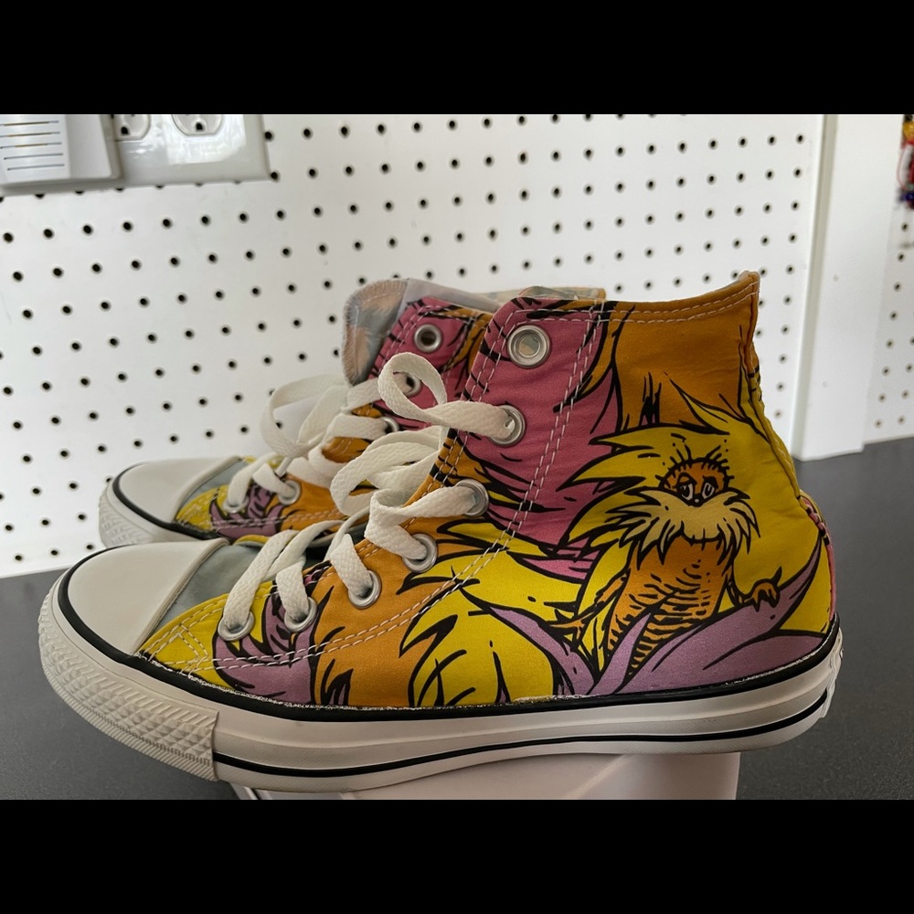 Mens Womens Unisex Converse Dr. Seuss